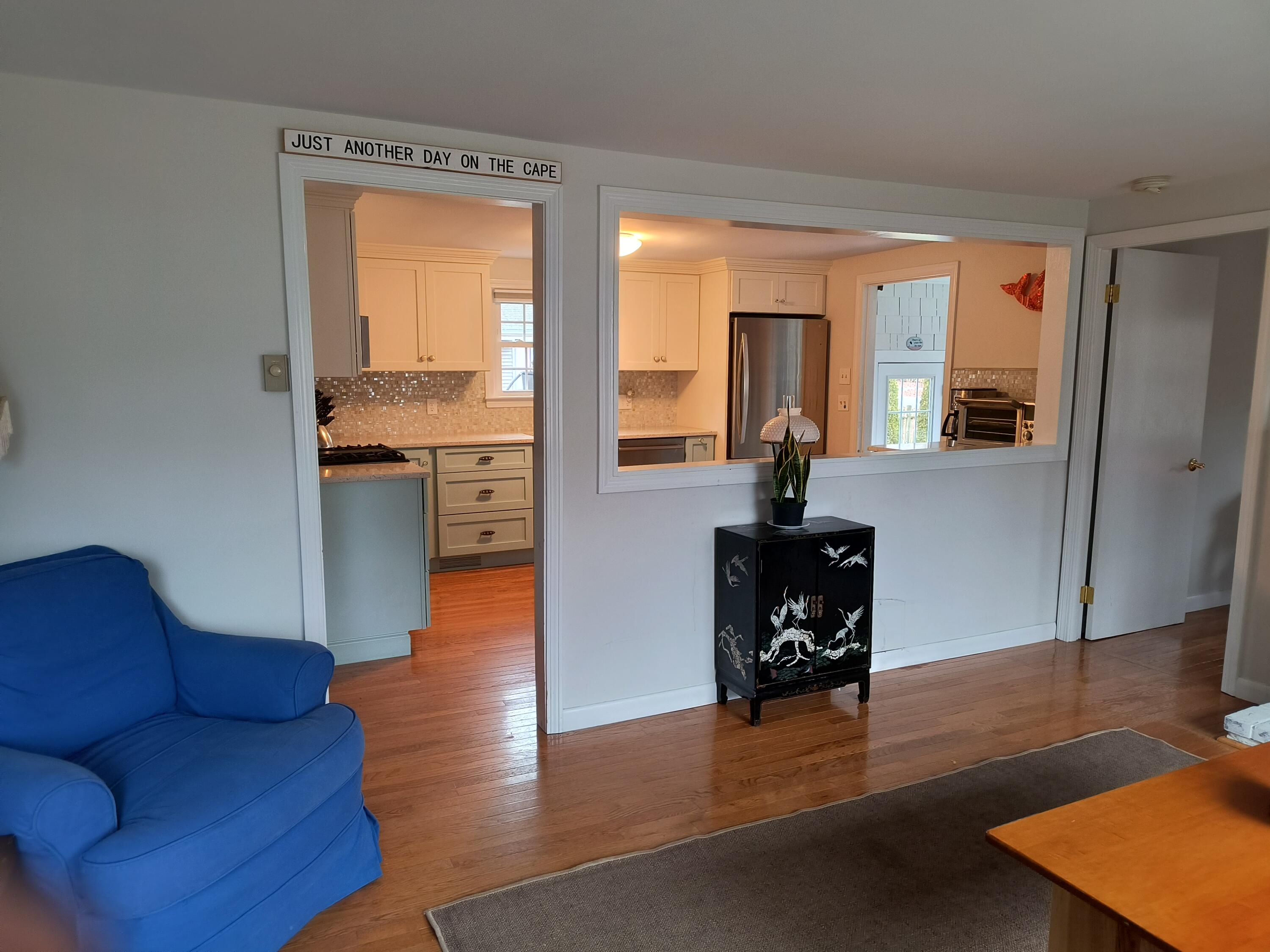 239 Paddocks Path Dennis, MA 02638 - Photo 16 of 26 Living/kitchen