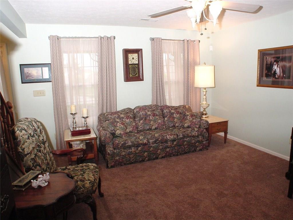 11042 Springtree Place Indianapolis, IN 46239 - Photo 4 of 24 Gallery Image 4