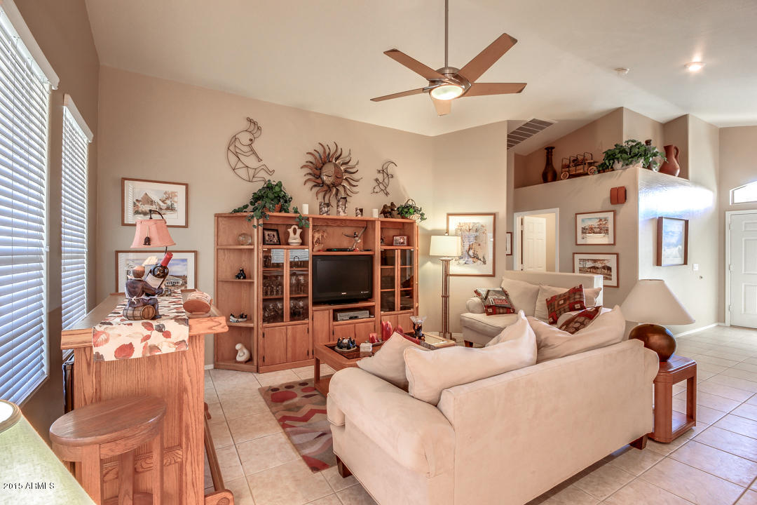 3288 East Warbler Road Gilbert, AZ 85297 - Photo 12 of 45 GreatRoom3