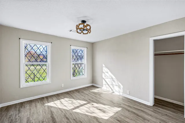 $1,995 | 1407 Bess Road, Dickinson, TX 77539