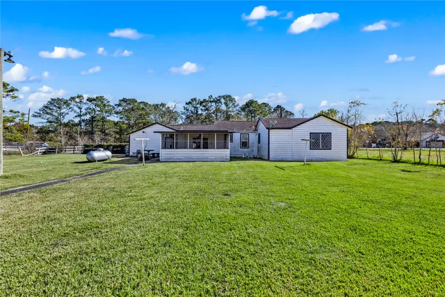 $1,995 | 1407 Bess Road, Dickinson, TX 77539