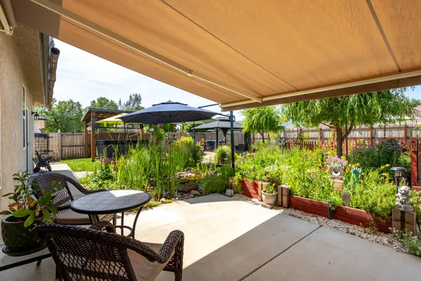 $529,900 | 1376 Fitz Place, Redding, CA 96003