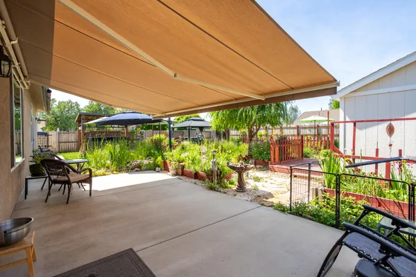 $529,900 | 1376 Fitz Place, Redding, CA 96003