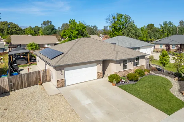 $529,900 | 1376 Fitz Place, Redding, CA 96003