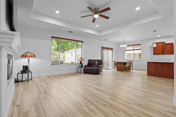 $529,900 | 1376 Fitz Place, Redding, CA 96003