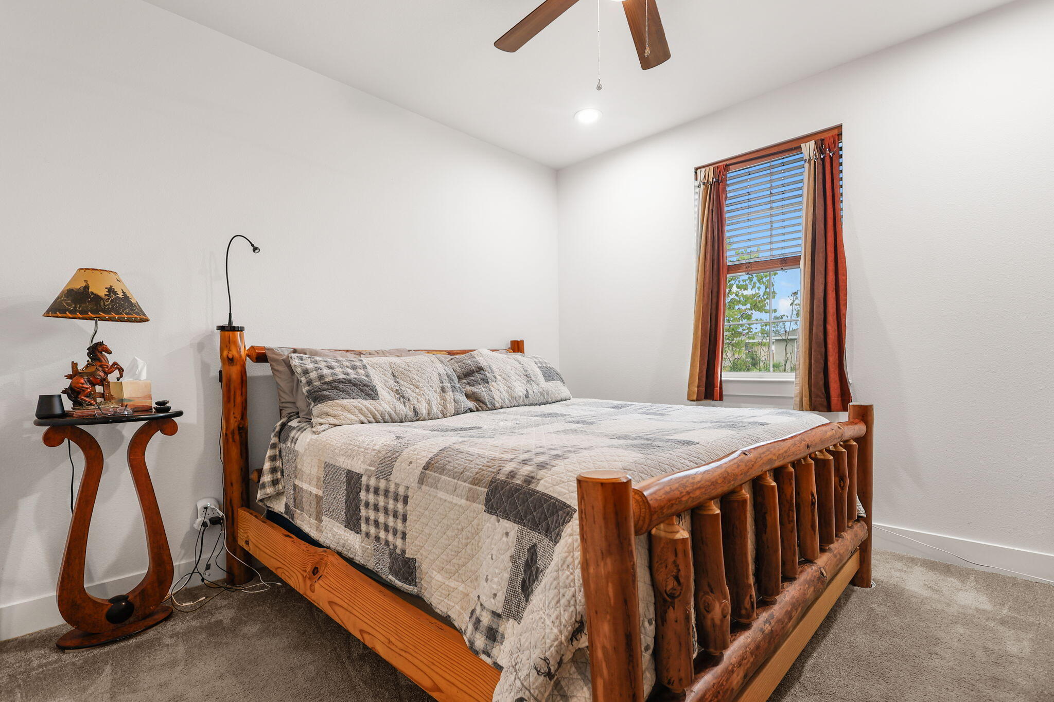 1376 Fitz Place Redding, CA 96003 - Photo 10 of 25 Bedroom