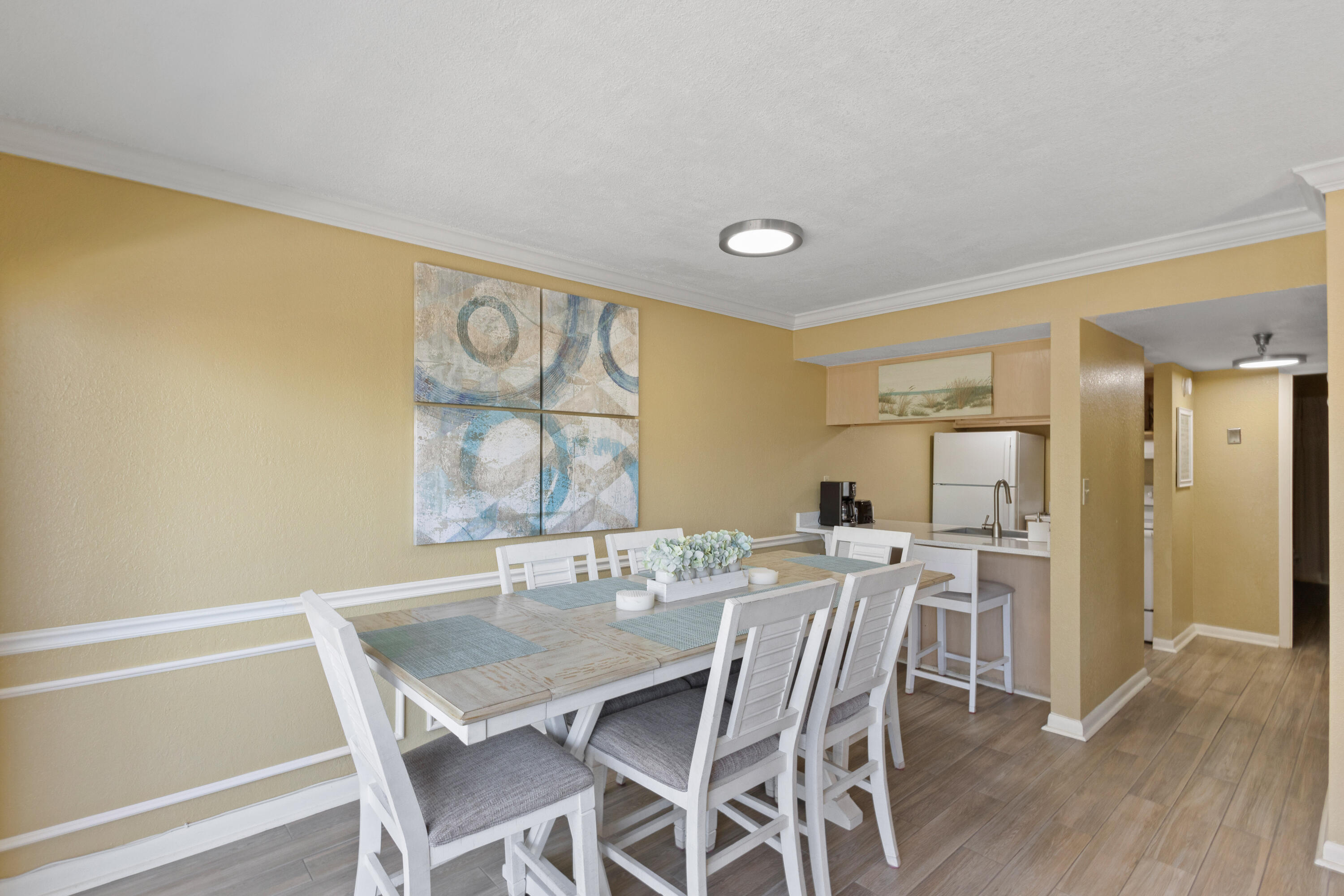 790 Santa Rosa Boulevard, Unit 206 Fort Walton Beach, FL 32548 - Photo 16 of 44 Dining and Kitchen