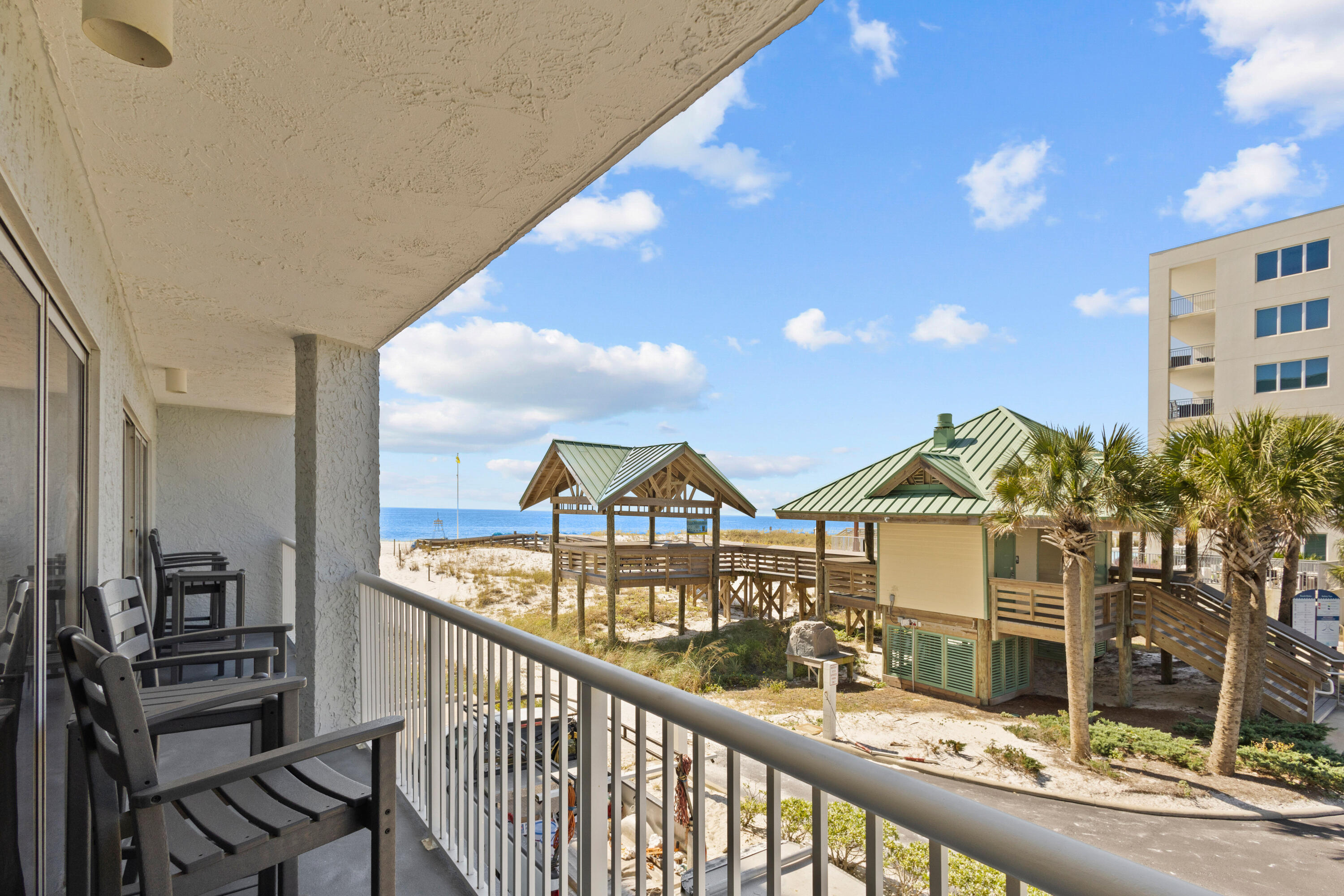 790 Santa Rosa Boulevard, Unit 206 Fort Walton Beach, FL 32548 - Photo 4 of 44 Oversized balcony - Islander Unit 206