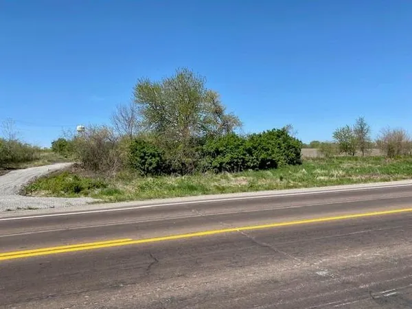 $440,000 | 10 Southwest A Sw 169th Highway, Trimble, MO 64492