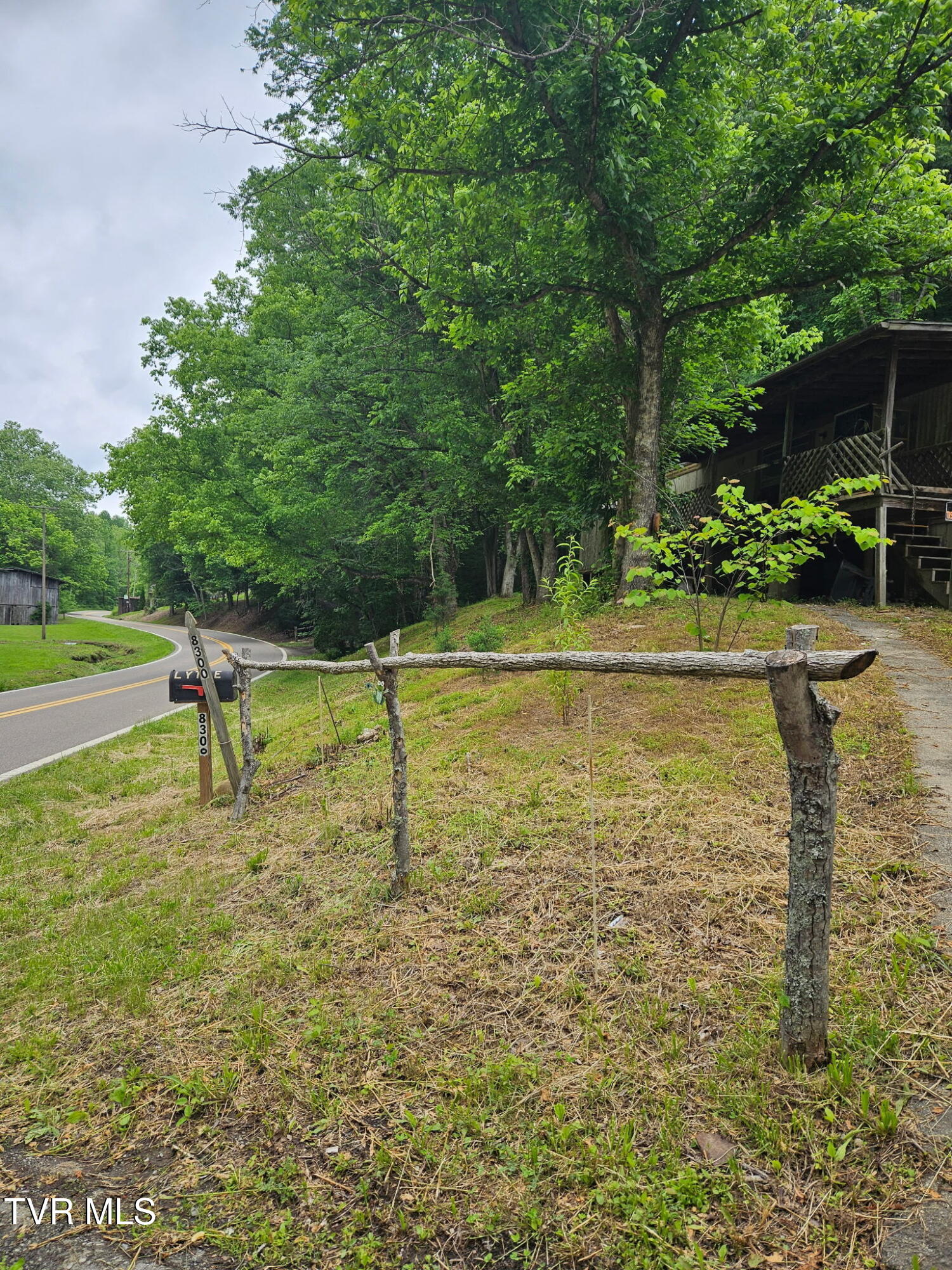 8300 Warrensburg Road Mosheim, TN 37818 - Photo 2 of 8 1000003447