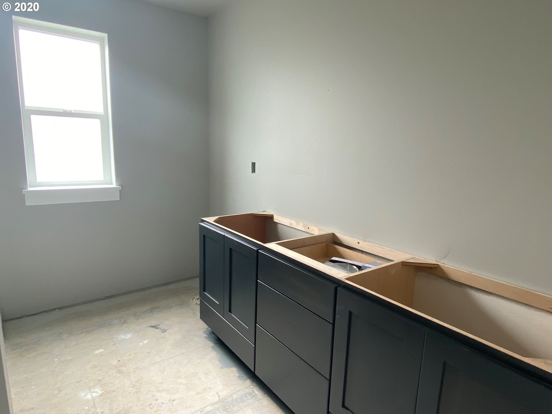 1128 South 57th Place Springfield, OR 97478 - Photo 5 of 8
