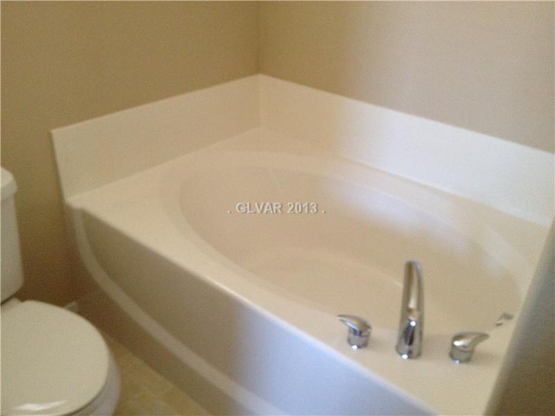 8305 Time Machine Avenue Las Vegas, NV 89113 - Photo 5 of 8 Master Bath/Spa.