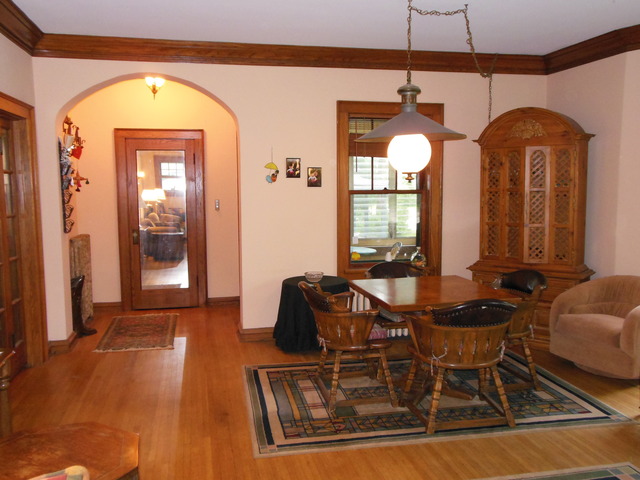515 North Spring Street Elgin, IL 60120 - Photo 11 of 25 Gallery Image 11