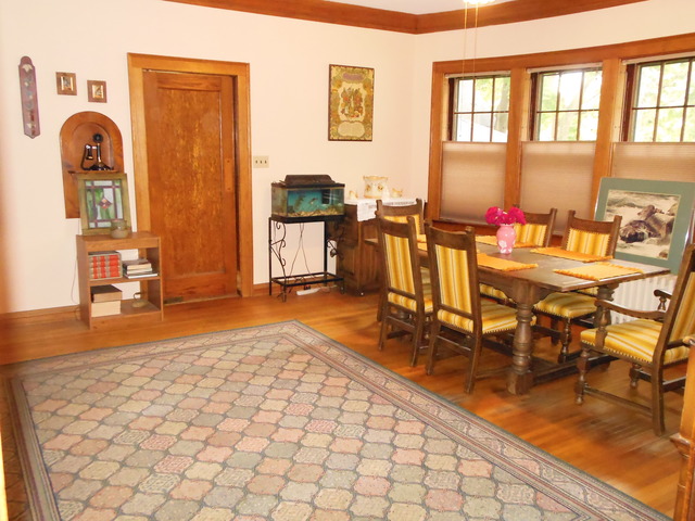 515 North Spring Street Elgin, IL 60120 - Photo 14 of 25 Gallery Image 14