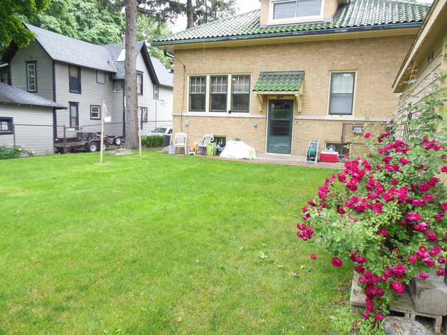 515 North Spring Street Elgin, IL 60120 - Photo 24 of 25 Gallery Image 24
