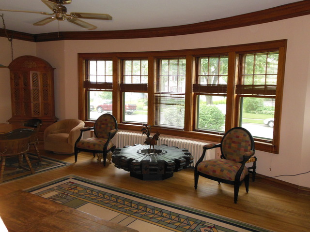 515 North Spring Street Elgin, IL 60120 - Photo 10 of 25 Gallery Image 10