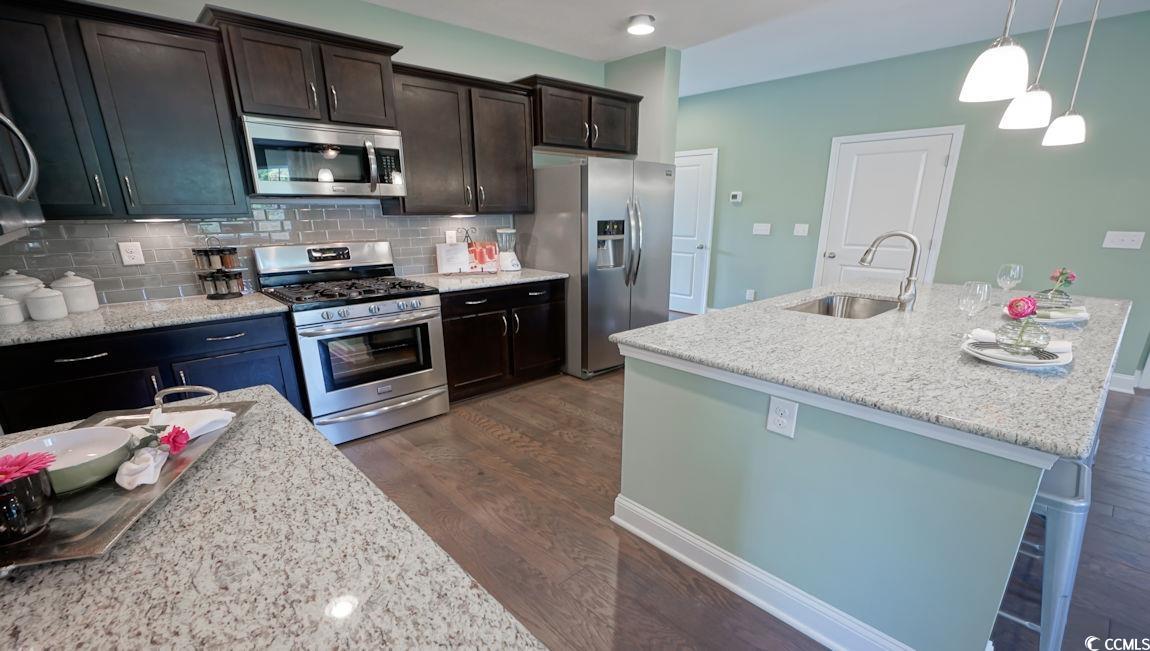 1228 Barrington Way Conway, SC 29526 - Photo 7 of 39