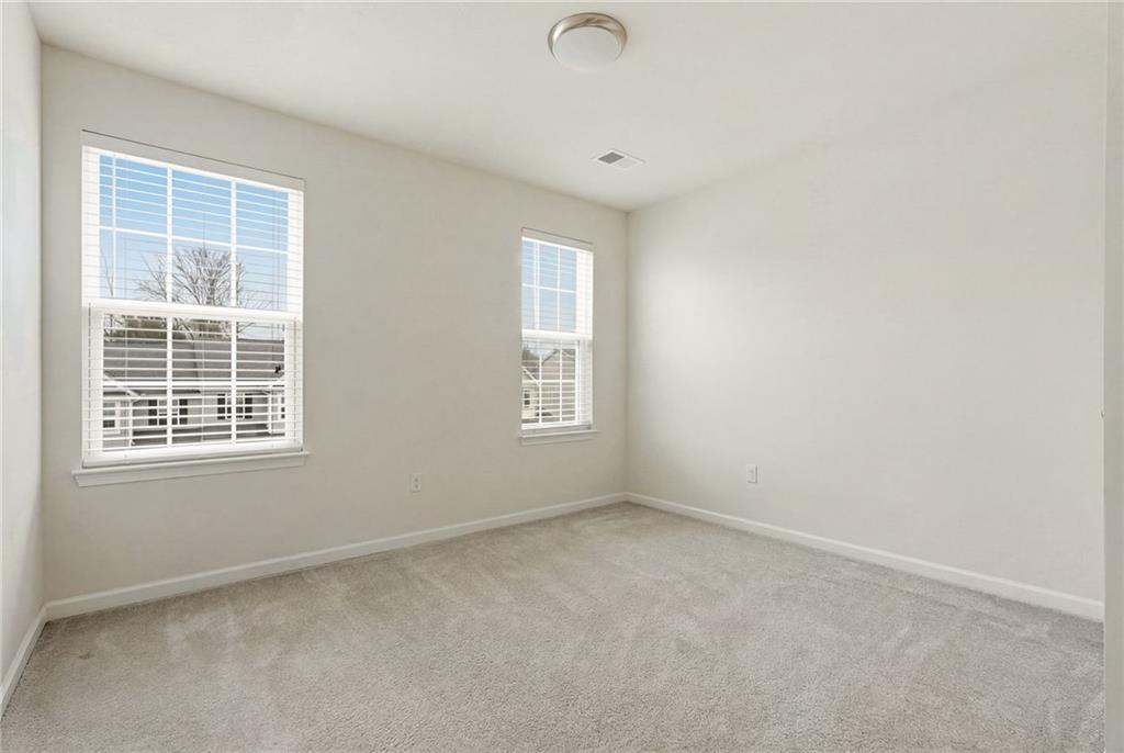 103 John Street Washington, PA 15301 - Photo 25 of 39 an empty room with a window