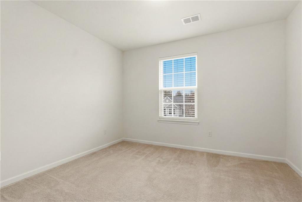 103 John Street Washington, PA 15301 - Photo 26 of 39 an empty room with a window