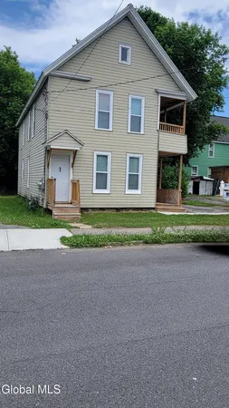 $129,900 | 6 Alexander Street, Gloversville, NY 12078
