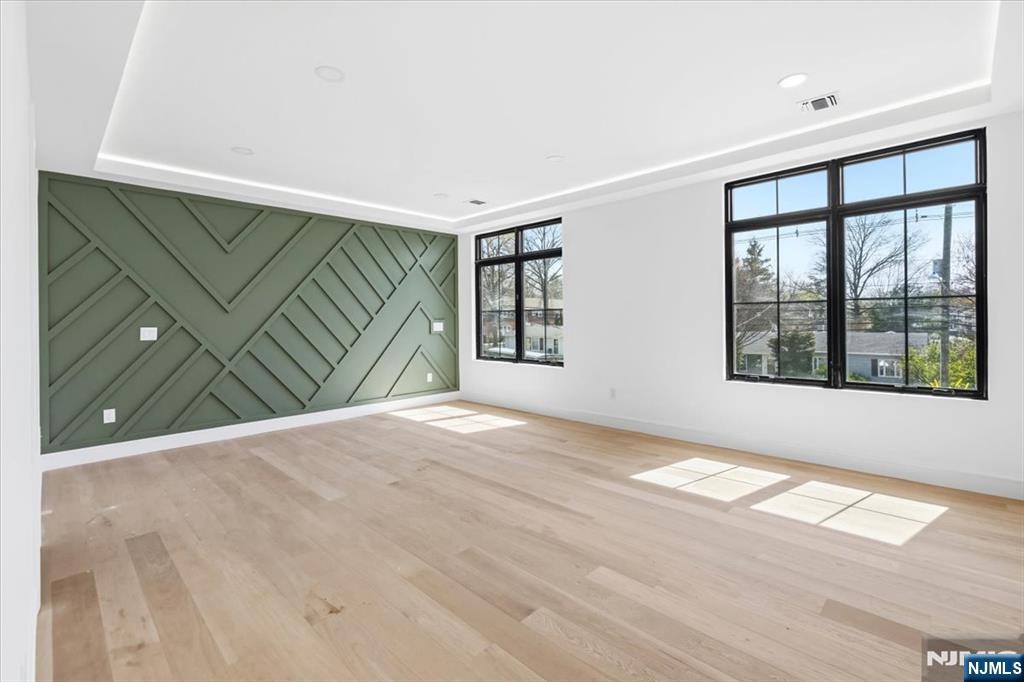 150 Howland Avenue River Edge, NJ 07661 - Photo 16 of 35