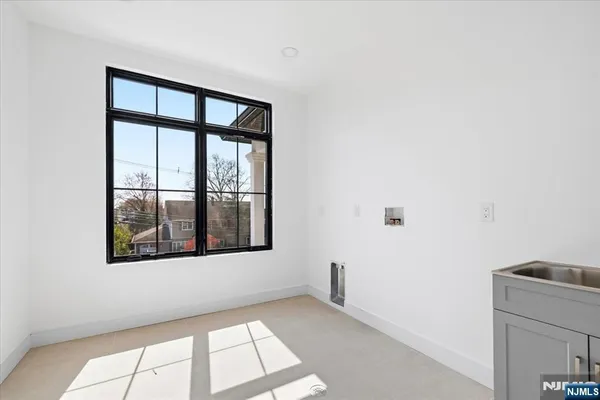 $1,825,000 | 150 Howland Avenue, River Edge, NJ 07661