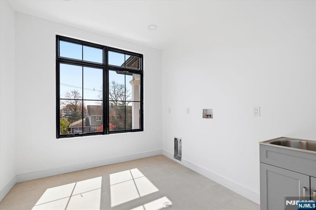 150 Howland Avenue River Edge, NJ 07661 - Photo 26 of 35