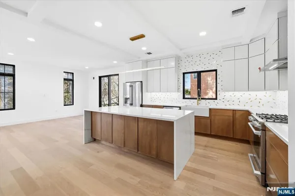 $1,825,000 | 150 Howland Avenue, River Edge, NJ 07661