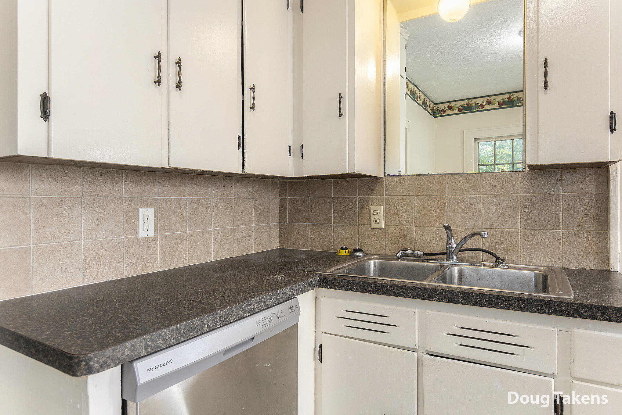 212 56th Street Southwest Wyoming, MI 49548 - Photo 12 of 38 56th_31