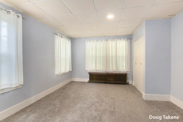 $339,900 | 212 56th Street Southwest, Wyoming, MI 49548