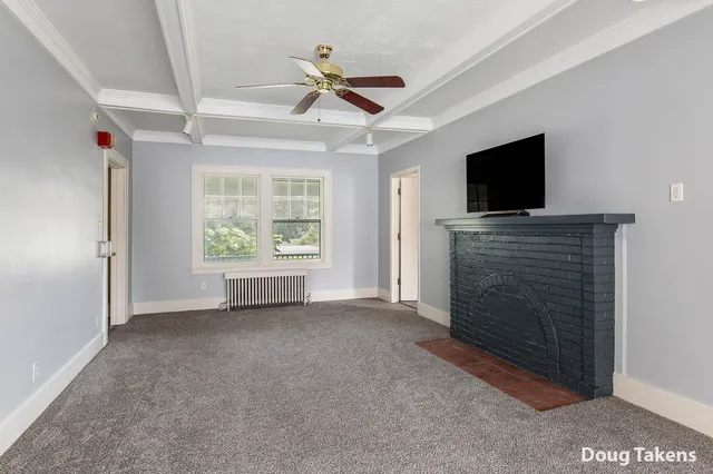 $339,900 | 212 56th Street Southwest, Wyoming, MI 49548