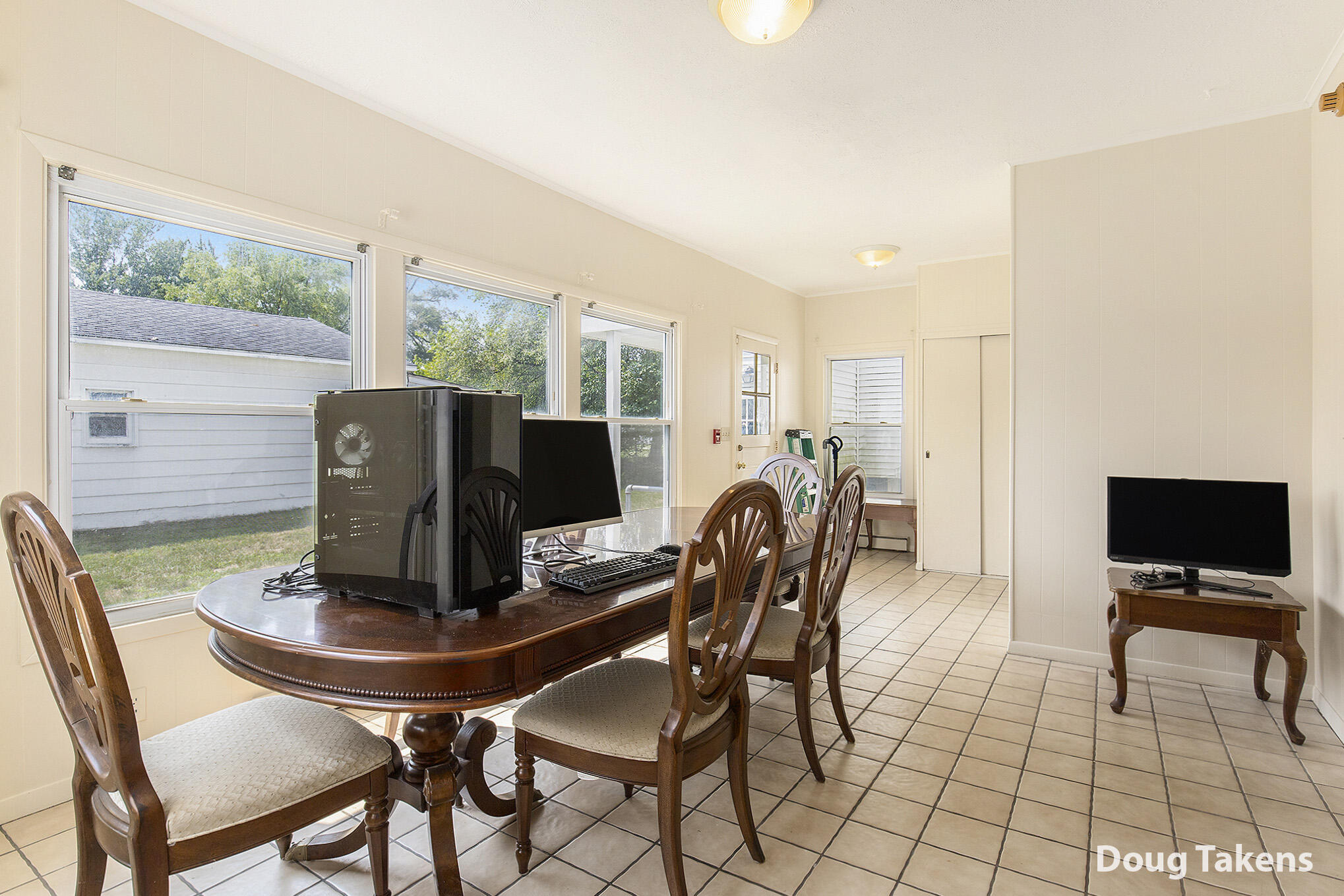 212 56th Street Southwest Wyoming, MI 49548 - Photo 10 of 38 56th_19