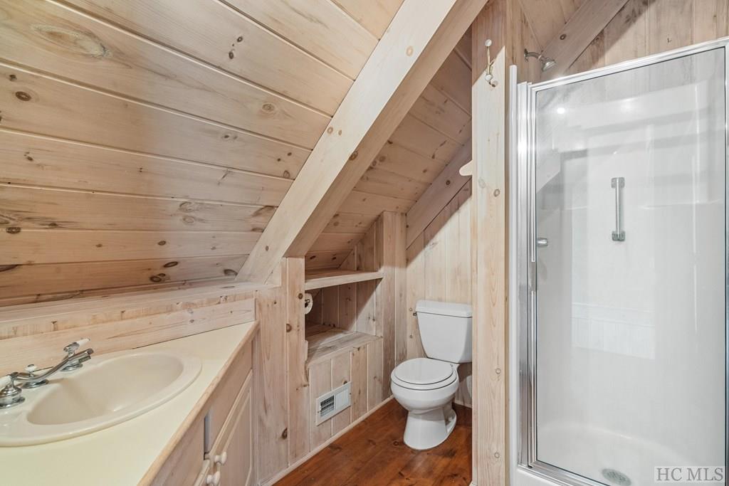 525 Arnold Road Highlands, NC 28741 - Photo 13 of 28 Gallery Image 13