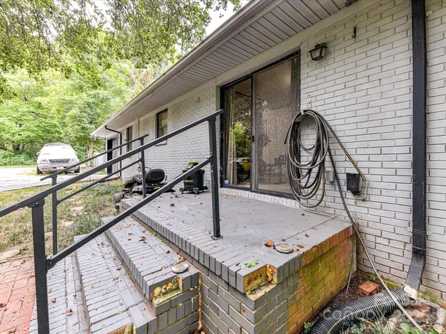 $350,000 | 4500 Matthews-Mint Hill Road, Matthews, NC 28105