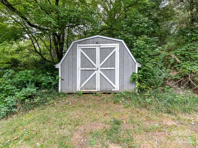 $350,000 | 4500 Matthews-Mint Hill Road, Matthews, NC 28105