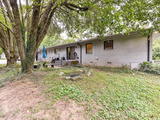 $350,000 | 4500 Matthews-Mint Hill Road, Matthews, NC 28105