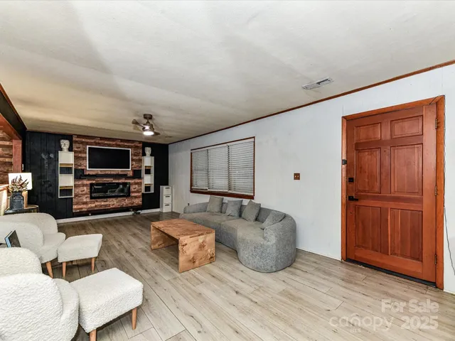 $350,000 | 4500 Matthews-Mint Hill Road, Matthews, NC 28105