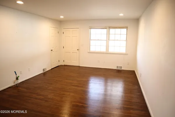 $2,950 | 721 Burnt Tavern Road, Unit D, Point Pleasant, NJ 08742