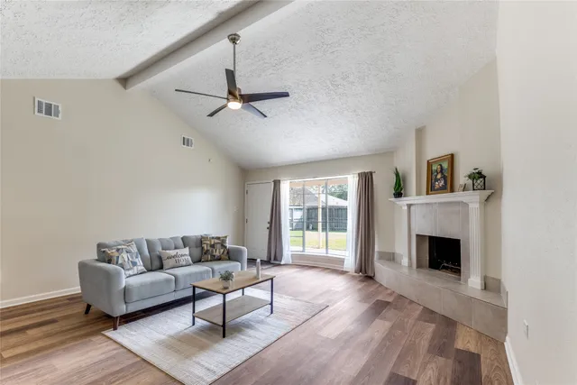 $239,999 | 6731 Cloud Swept Lane, Houston, TX 77086