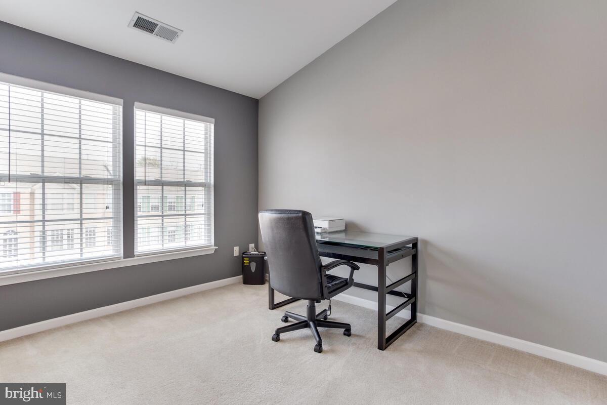 73 Two Rivers Drive Edgewater, MD 21037 - Photo 22 of 35 Upper Level Bedroom with Vaulted Ceiling