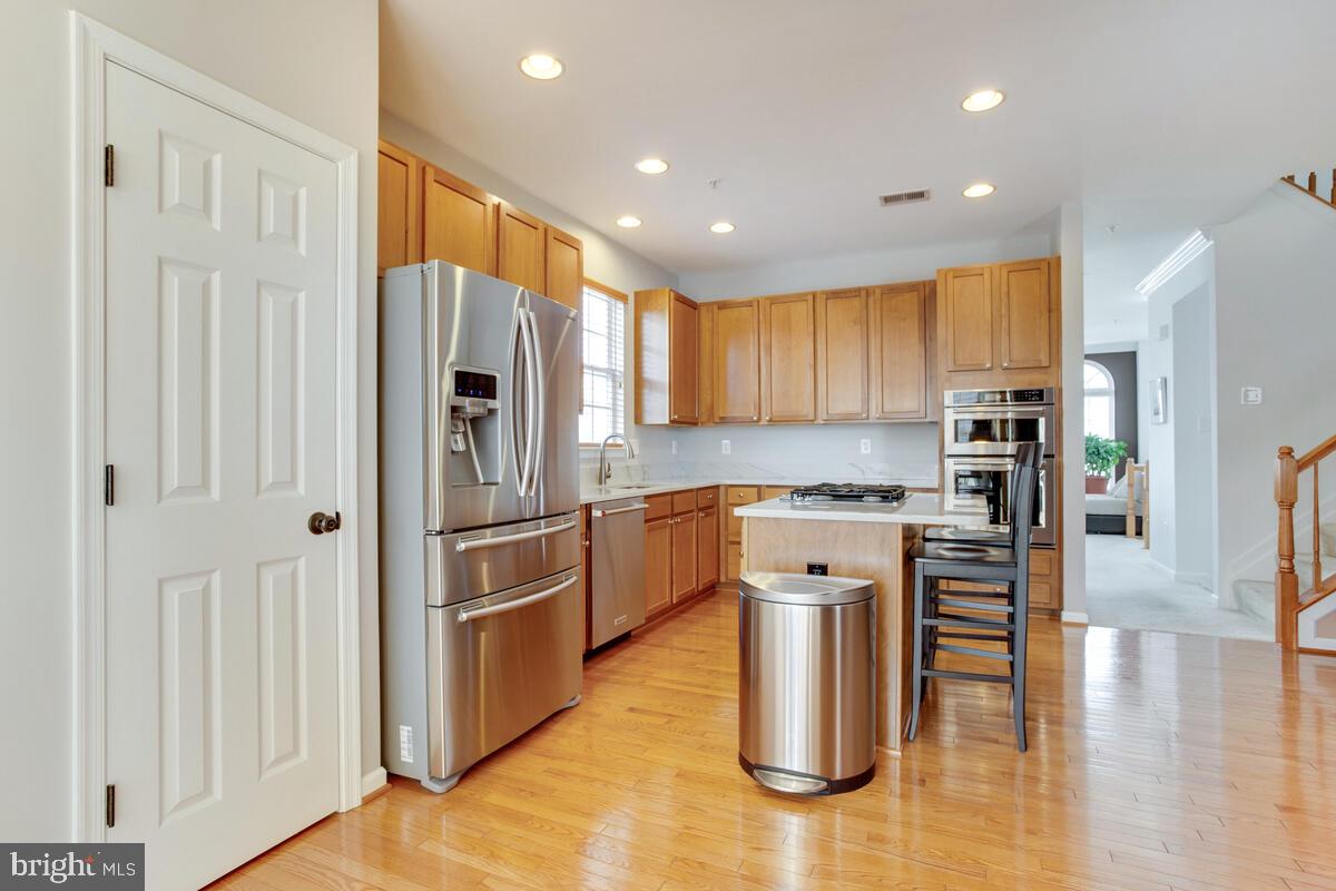 73 Two Rivers Drive Edgewater, MD 21037 - Photo 9 of 35 Large Pantry