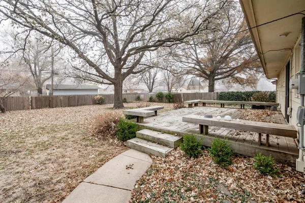 $130,000 | 1310 North Lakeview Drive, Derby, KS 67037