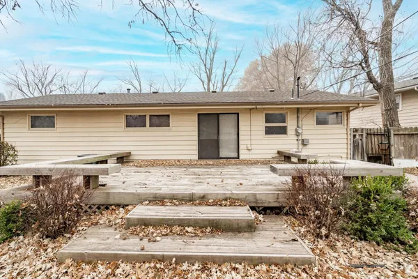$130,000 | 1310 North Lakeview Drive, Derby, KS 67037