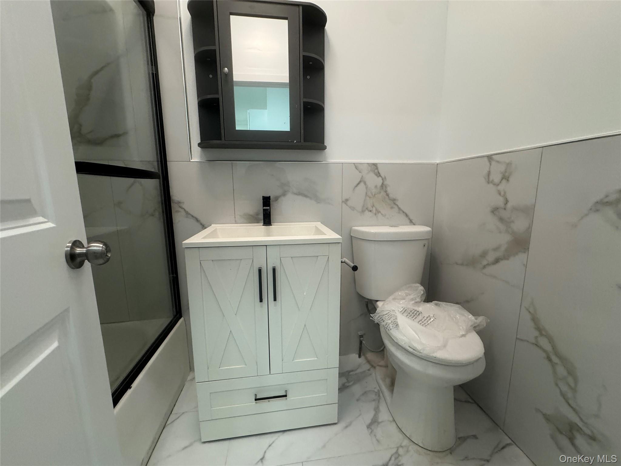 92-09 88th Avenue Queens, NY 11421 - Photo 20 of 37