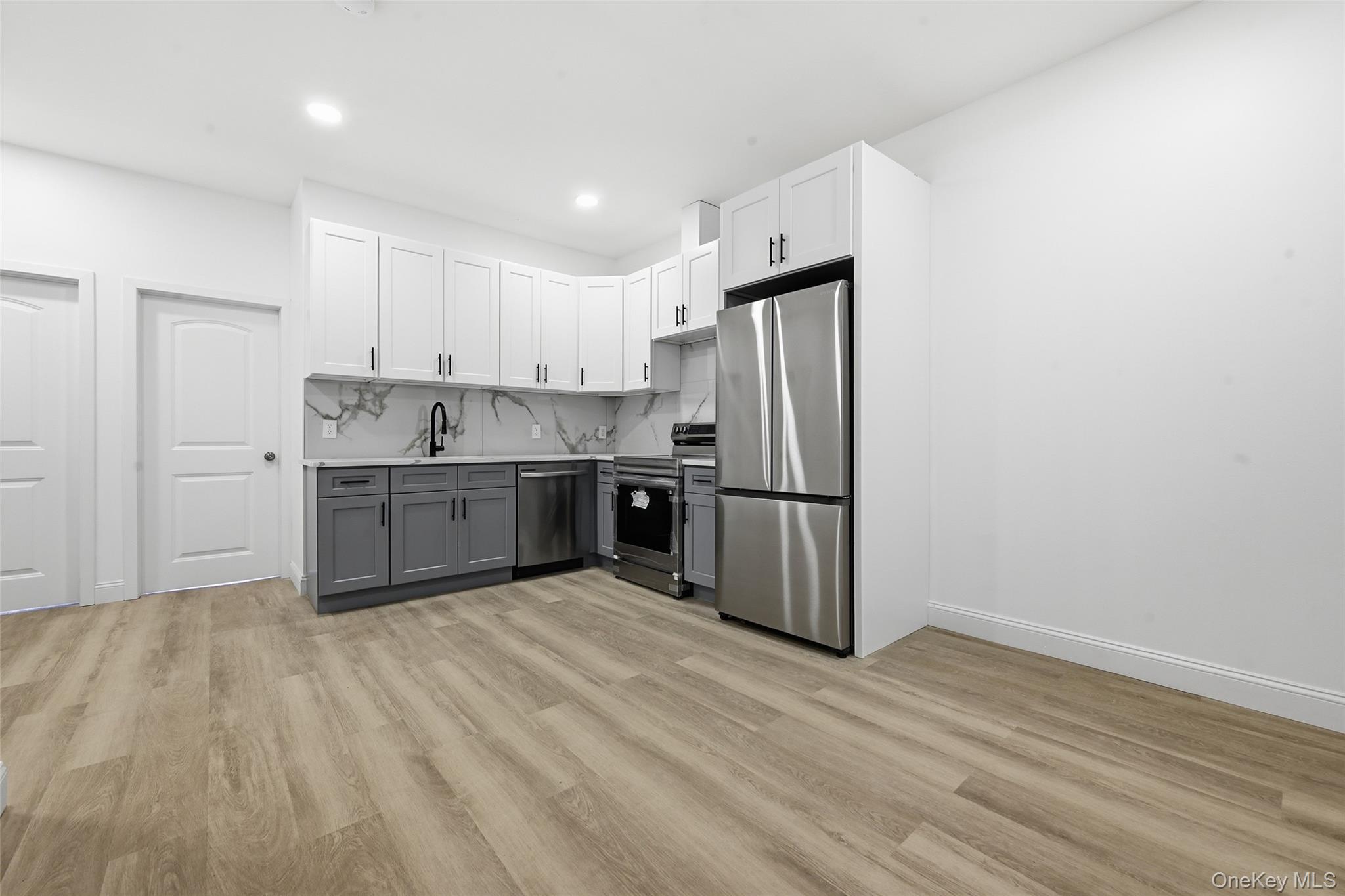 92-09 88th Avenue Queens, NY 11421 - Photo 26 of 37