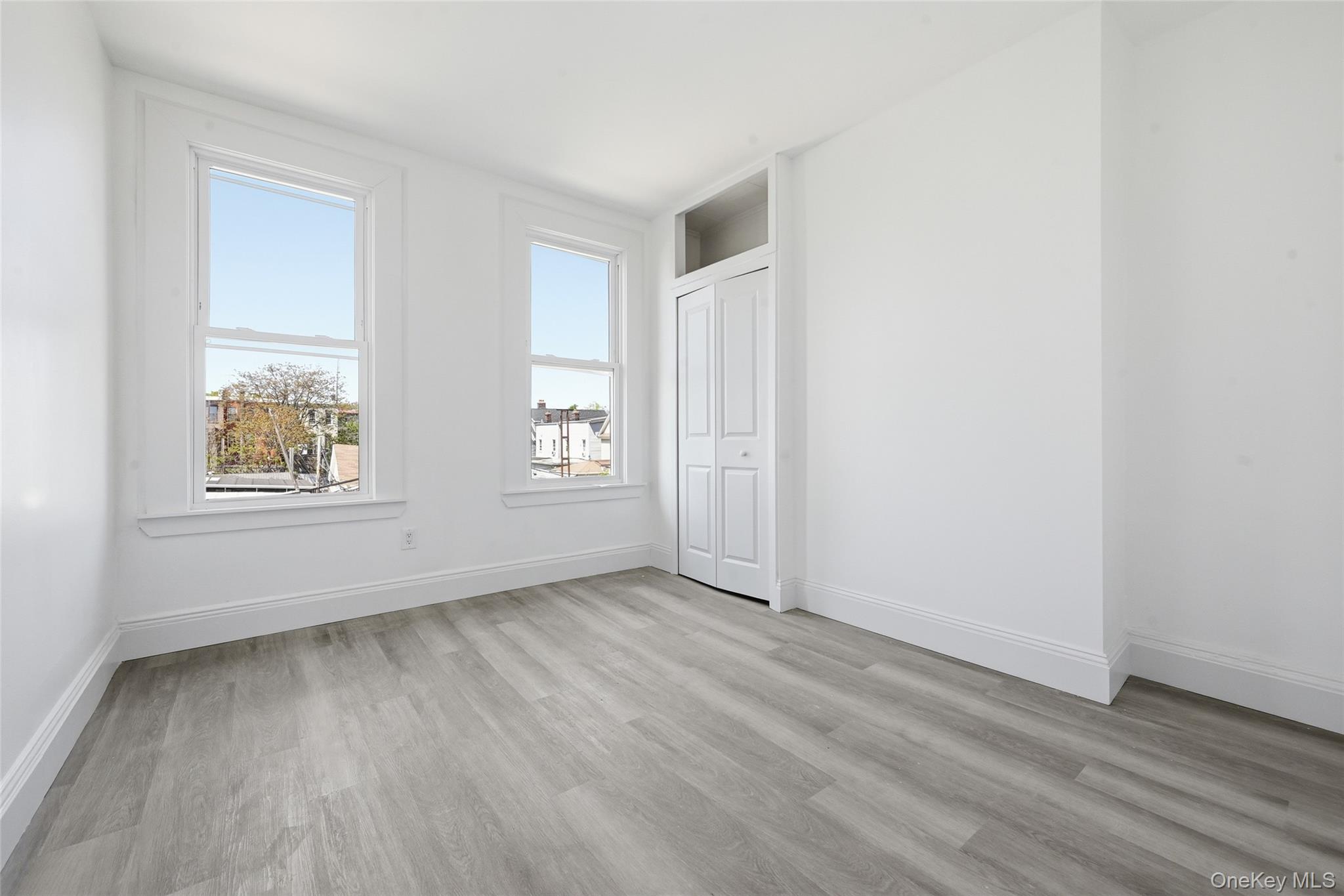 92-09 88th Avenue Queens, NY 11421 - Photo 30 of 37