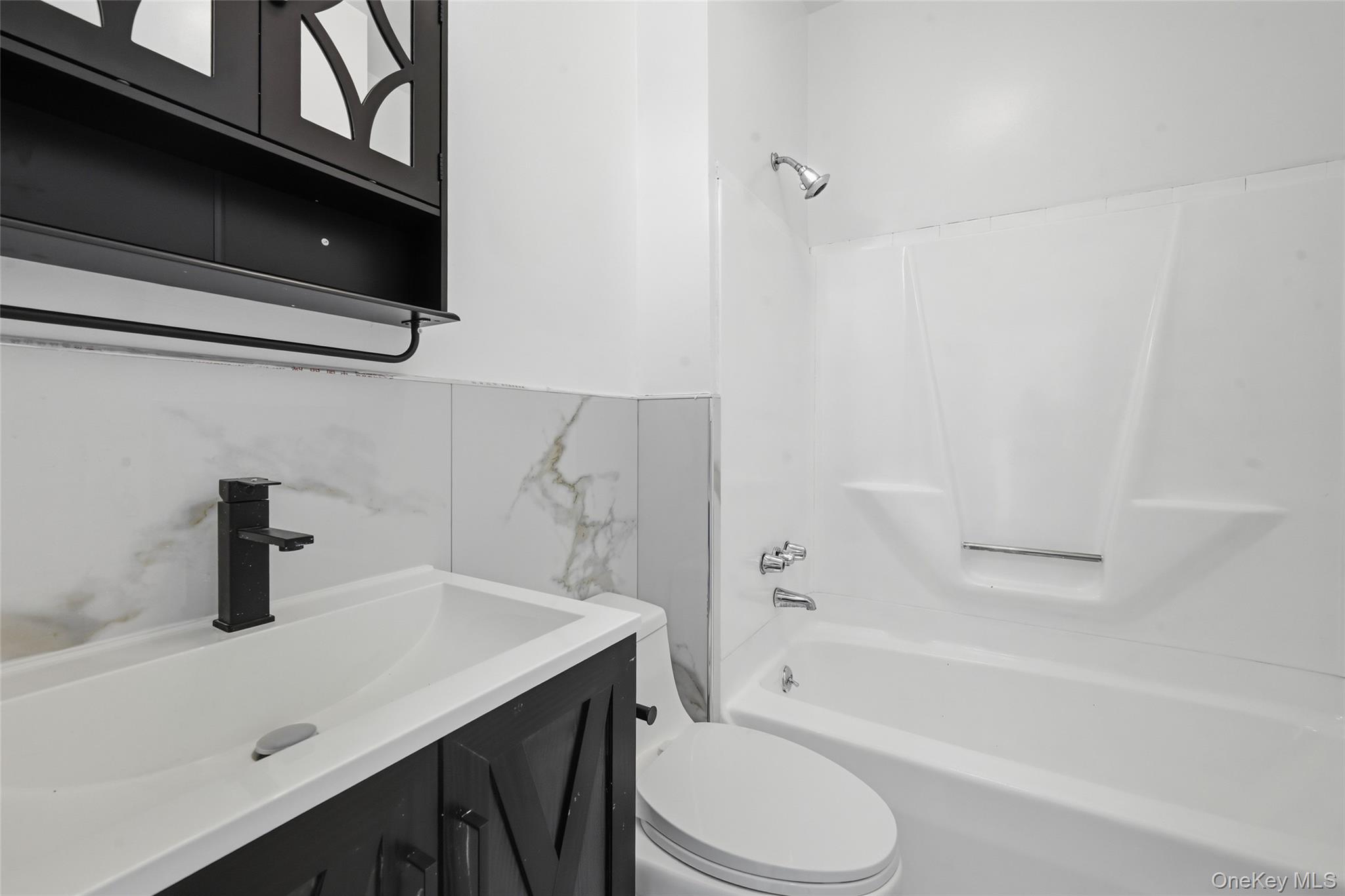 92-09 88th Avenue Queens, NY 11421 - Photo 33 of 37