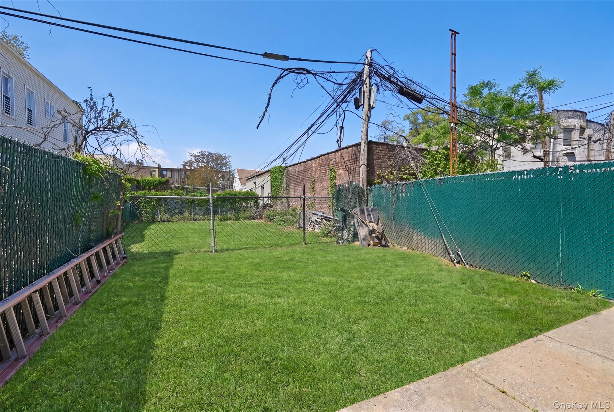 92-09 88th Avenue Queens, NY 11421 - Photo 37 of 37