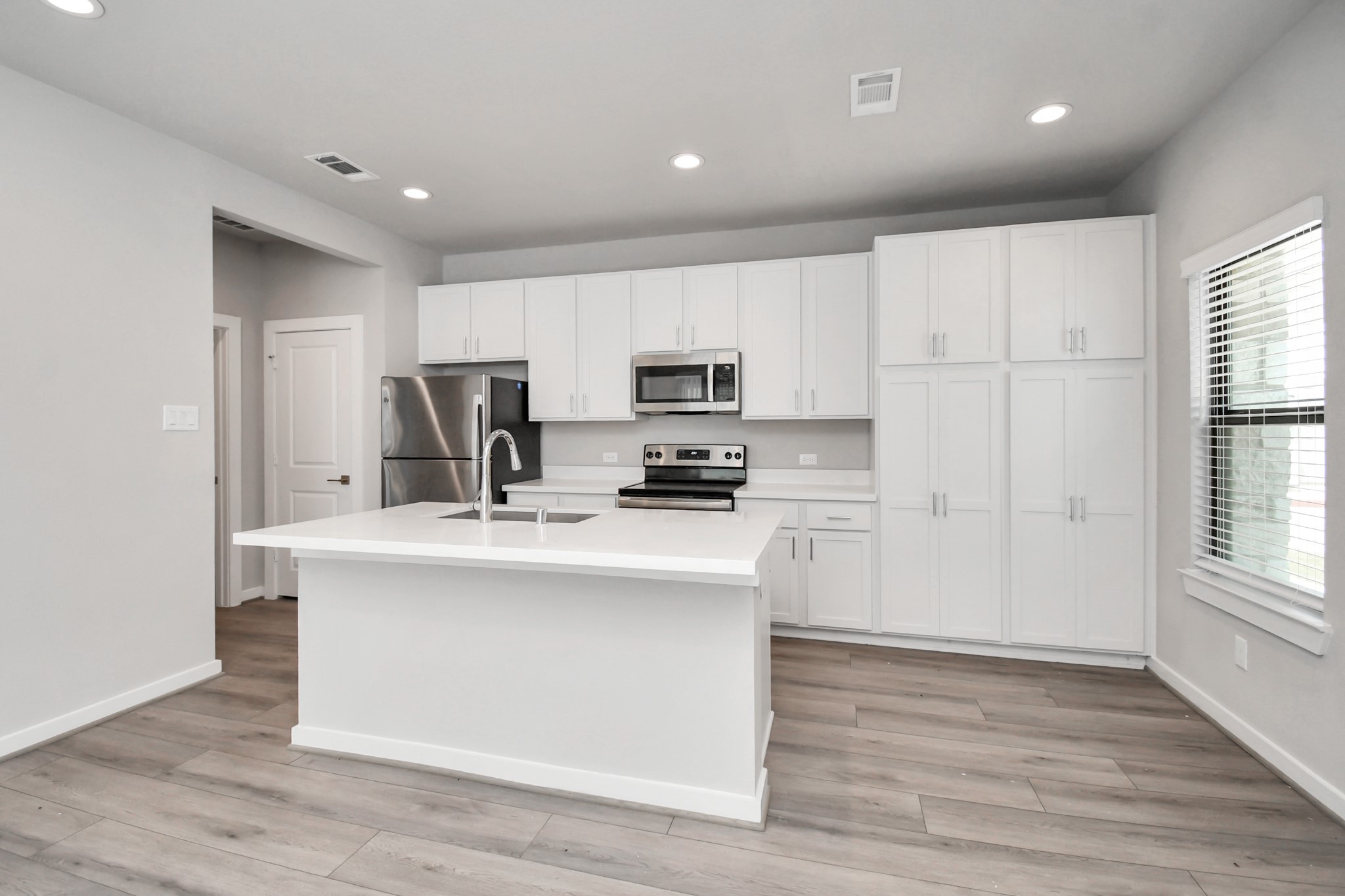 23823 Cumberland Ridge Drive, Unit 319 Hockley, TX 77447 - Photo 11 of 44 Photos are of model not actual unit.