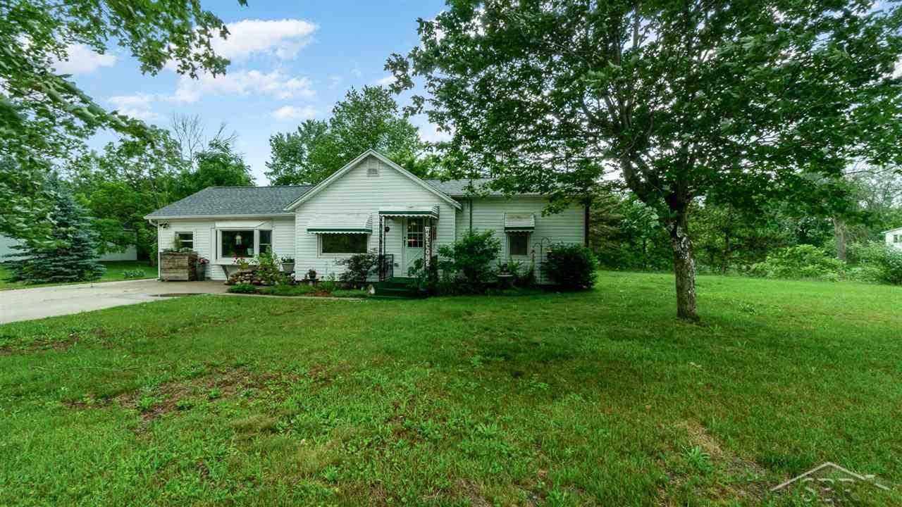 1011 South Homer Road Midland, MI 48640 - Photo 3 of 24 50048032-2.JPG